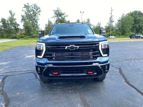 Used 2025 Chevrolet Silverado 2500 LT w/ Trail Boss Package AWD/4WD image 15