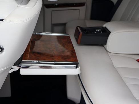 Certified 2016 Rolls-Royce Phantom image 22