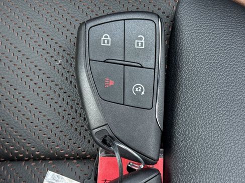 New 2026 GMC Canyon AT4 w/ Technology Plus Package AWD/4WD image 25