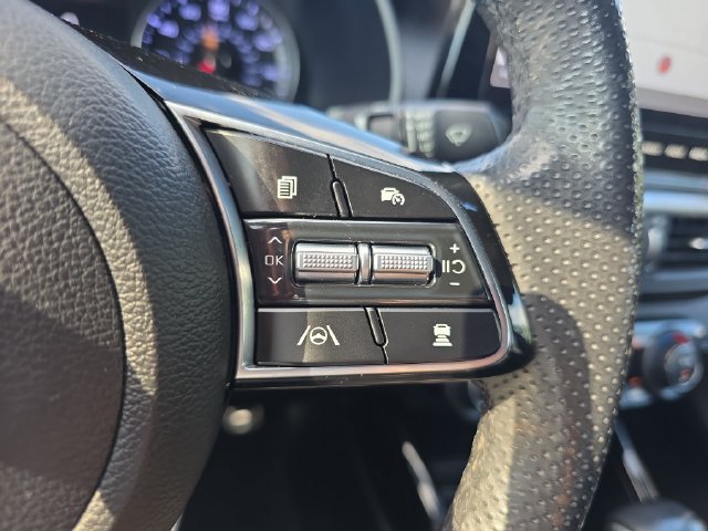 Used 2023 Kia Forte GT-Line w/ GT-Line Premium Package FWD image 21