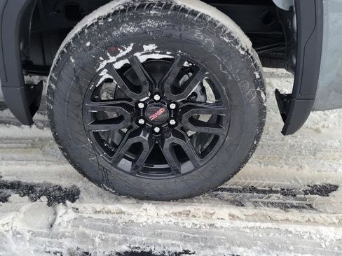 New 2026 GMC Sierra 1500 Elevation image 5