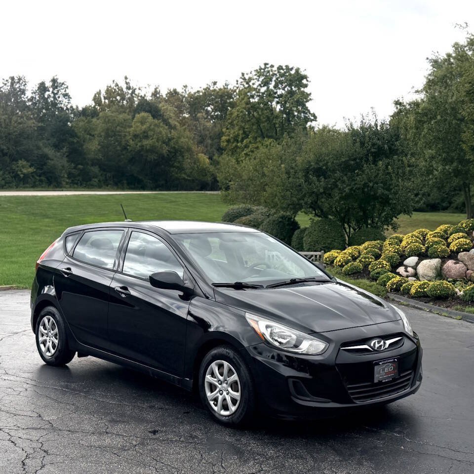 Used 2014 Hyundai Accent GS FWD image 1