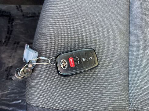 Used 2025 Toyota Camry LE image 22