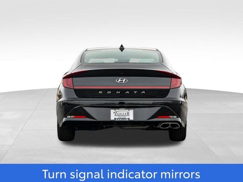 Used 2023 Hyundai Sonata SEL w/ Preferred Accessory Package image 6