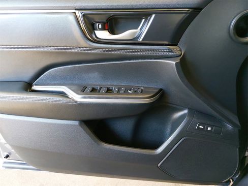 Used 2018 Honda Clarity Plug-In Hybrid image 31