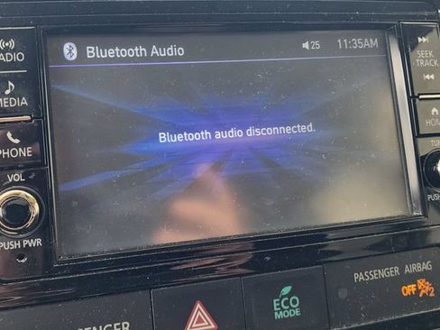 Used 2018 Mitsubishi Outlander ES FWD image 28