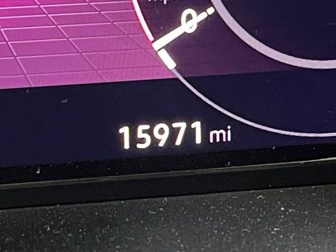 Certified 2025 Volkswagen Atlas SEL Premium R-Line image 22