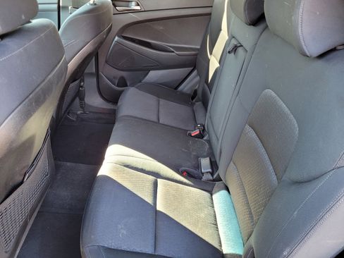 Used 2016 Hyundai Tucson SE image 18