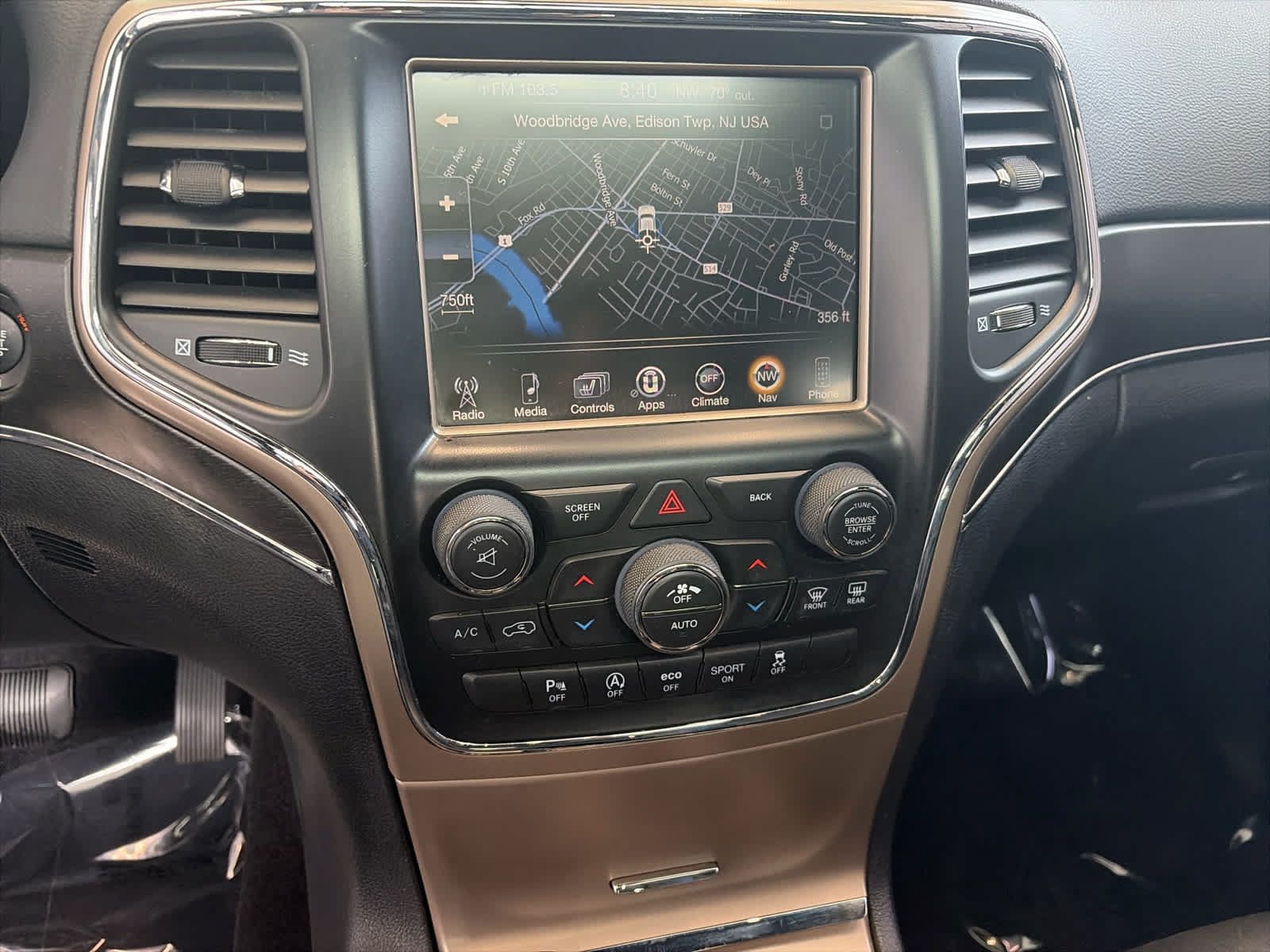 Used 2017 Jeep Grand Cherokee Limited AWD/4WD image 13