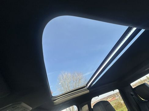 Used 2023 Toyota Tundra Platinum image 27