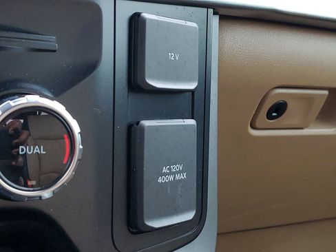 Used 2022 Ford F150 Lariat image 32