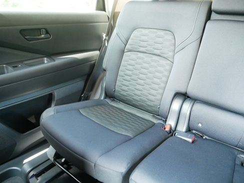 Certified 2025 Nissan Pathfinder SV AWD/4WD image 12
