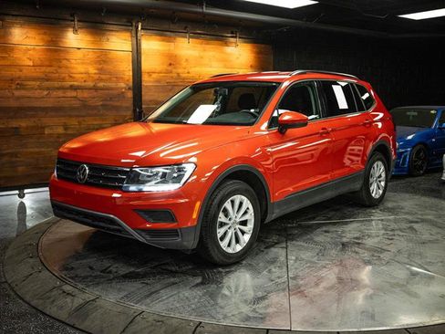 Used 2019 Volkswagen Tiguan S image 2