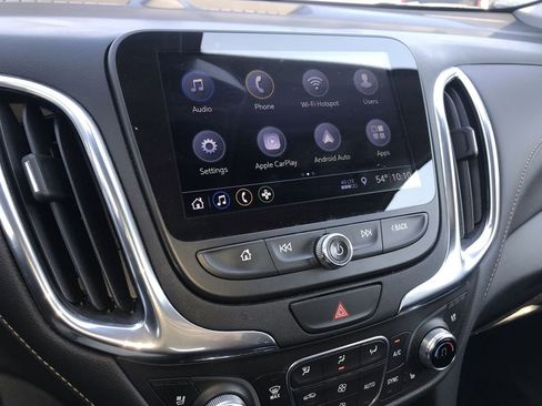 Used 2019 Chevrolet Equinox Premier image 16