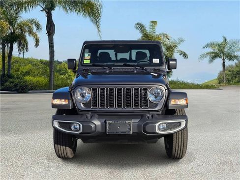 New 2026 Jeep Gladiator Sport image 3