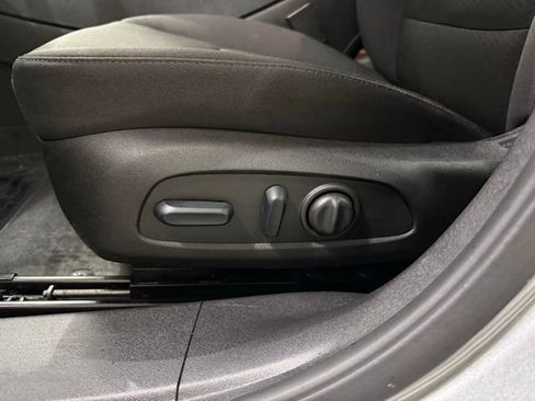 Certified 2025 Chevrolet Malibu LT image 10