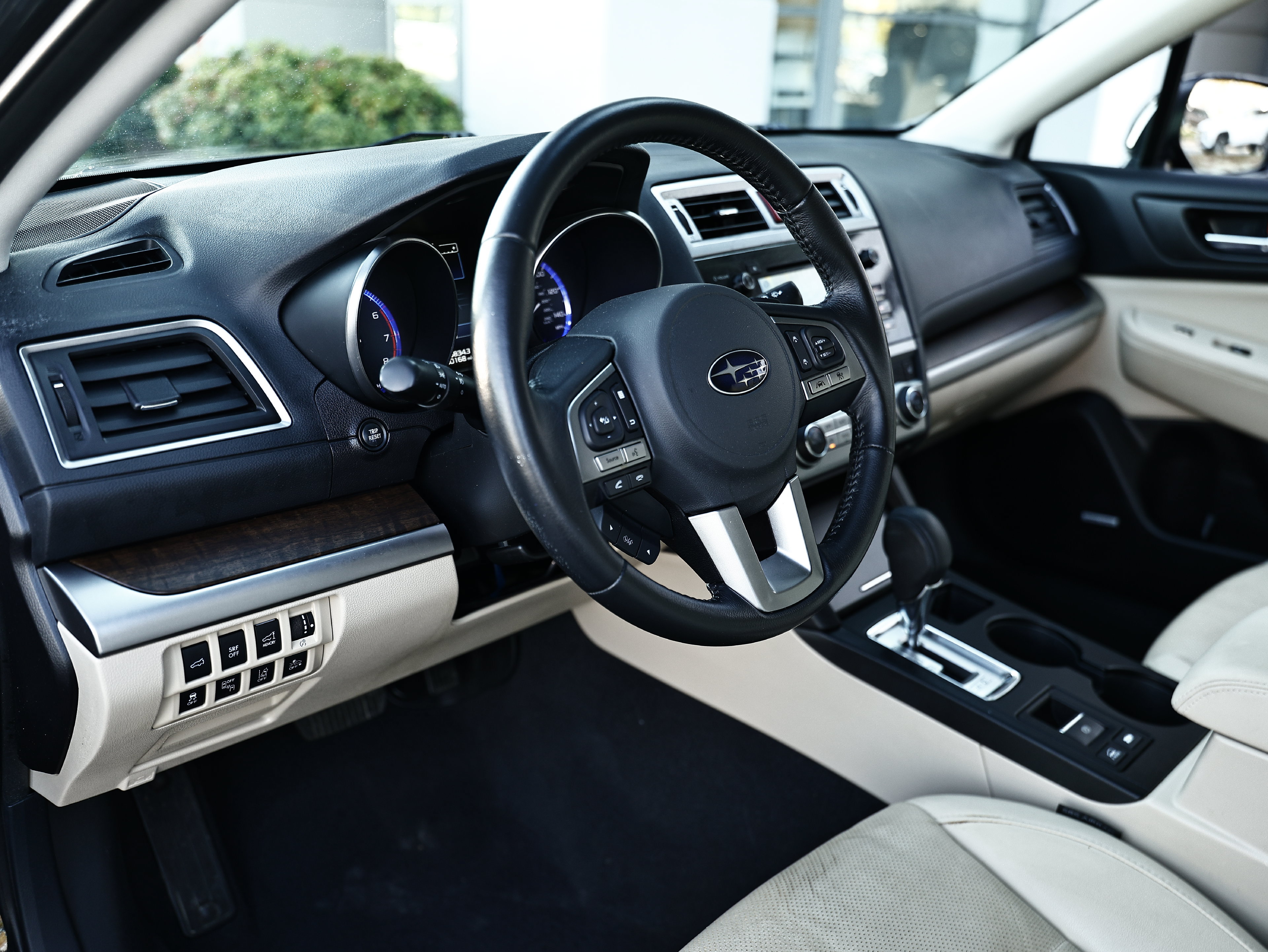 Used 2017 Subaru Outback 2.5i Limited AWD/4WD image 22