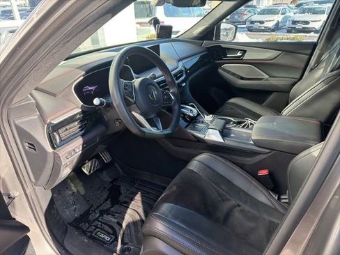 Used 2023 Acura MDX A-Spec image 3
