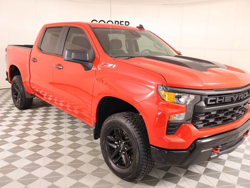 Used 2024 Chevrolet Silverado 1500 Custom Trail Boss AWD/4WD image 1