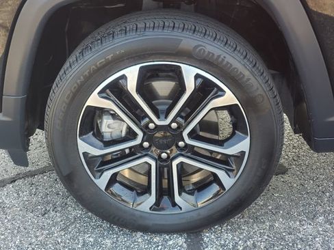 Used 2023 Jeep Compass Limited AWD/4WD image 31
