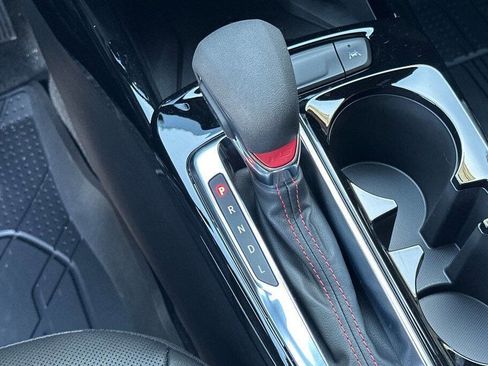 New 2026 Chevrolet Trax RS w/ Sunroof Package image 22