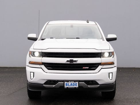 Used 2018 Chevrolet Silverado 1500 LT image 18