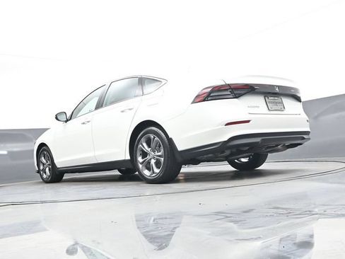 Used 2024 Honda Accord EX image 32