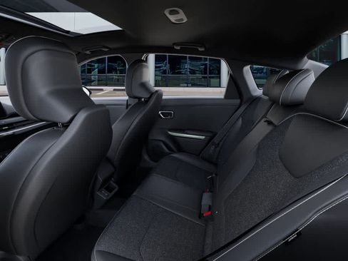 New 2025 Kia K4 GT-Line image 18