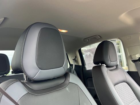 Used 2022 Chevrolet Colorado Z71 w/ Z71 Midnight Edition image 15