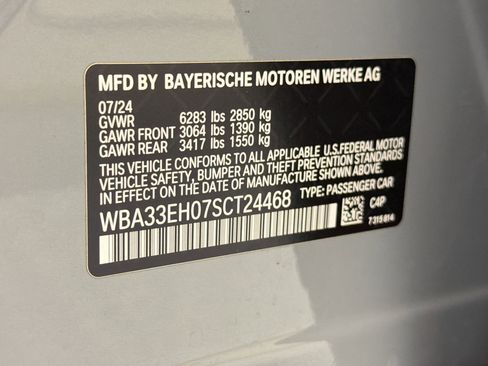 Used 2025 BMW 740i xDrive AWD/4WD image 17