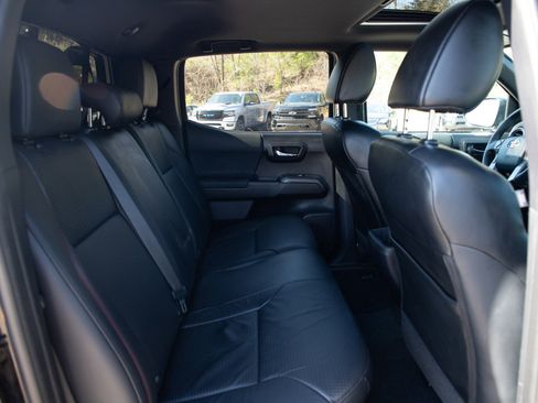 Used 2020 Toyota Tacoma TRD Pro AWD/4WD image 16