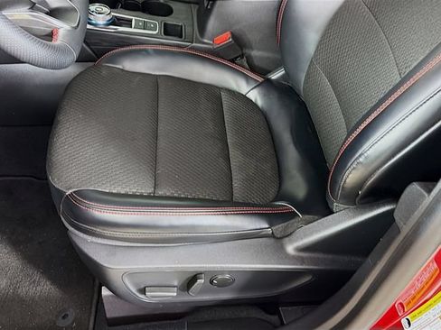Certified 2024 Ford Escape ST-Line w/ Tech Pack #1 FWD image 23