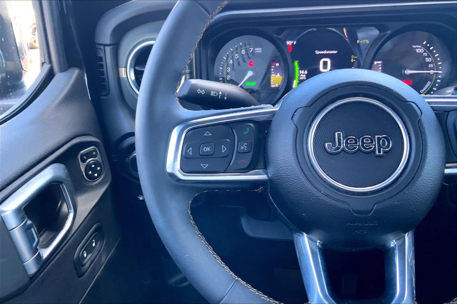Used 2024 Jeep Wrangler High Altitude AWD/4WD image 24