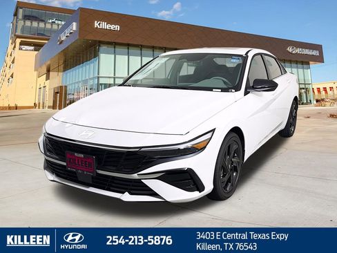 New 2026 Hyundai Elantra SEL Sport Premium FWD image 3