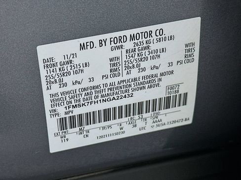 Used 2022 Ford Explorer Limited w/ Equipment Group 301A RWD image 36