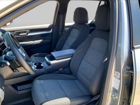 Used 2025 GMC Terrain Elevation AWD/4WD image 9