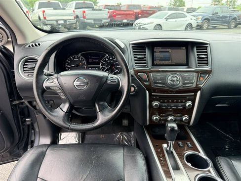 Used 2013 Nissan Pathfinder SL w/ Cargo Pkg FWD image 27