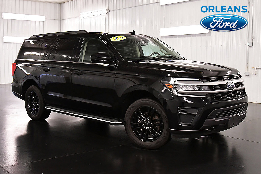 Used 2023 Ford Expedition Max XLT AWD/4WD image 1