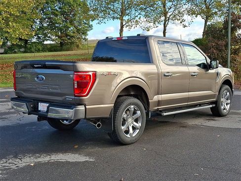 Used 2022 Ford F150 XLT w/ Equipment Group 301A Mid image 7