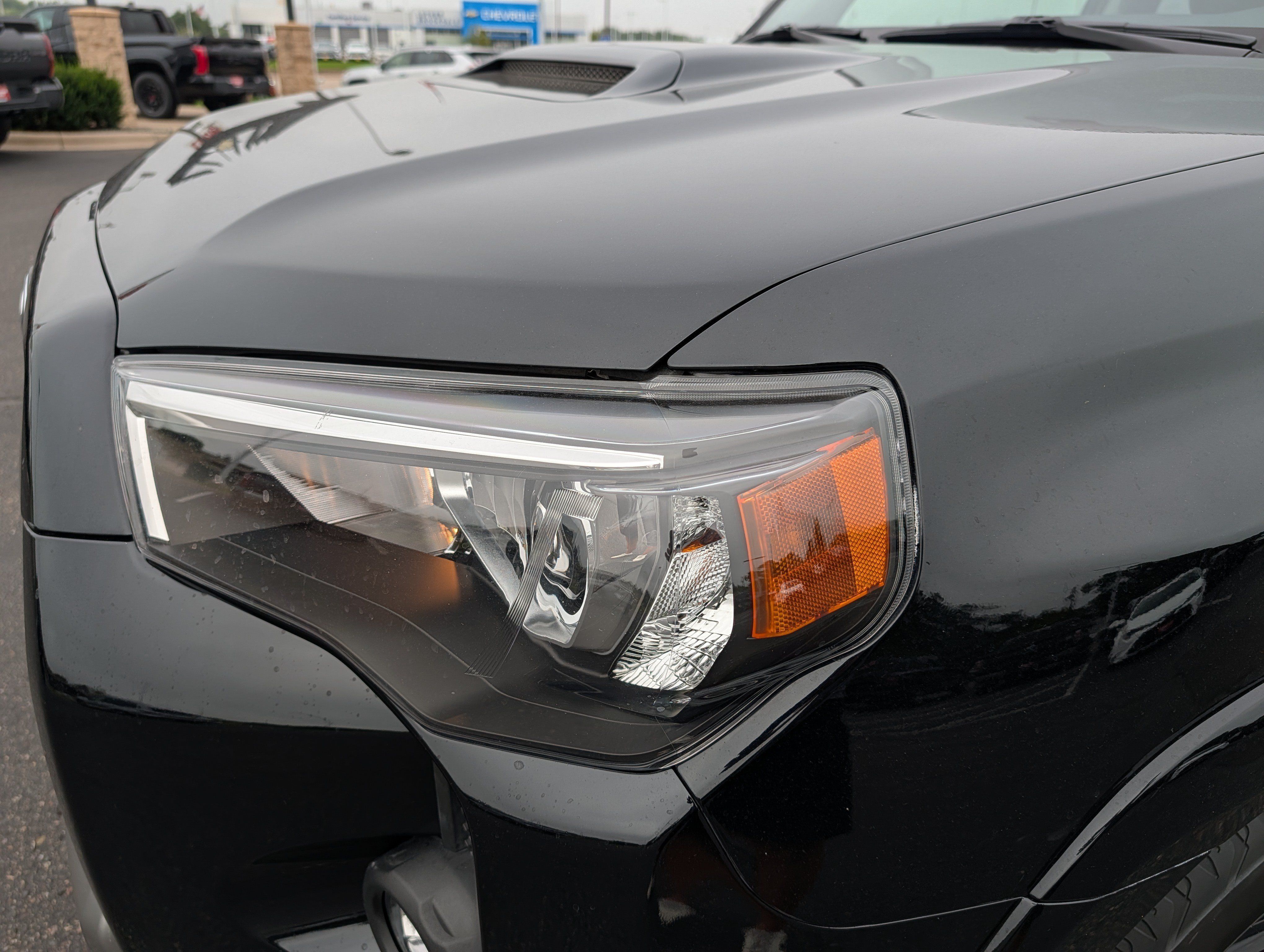 Certified 2022 Toyota 4Runner TRD Off-Road Premium AWD/4WD image 15