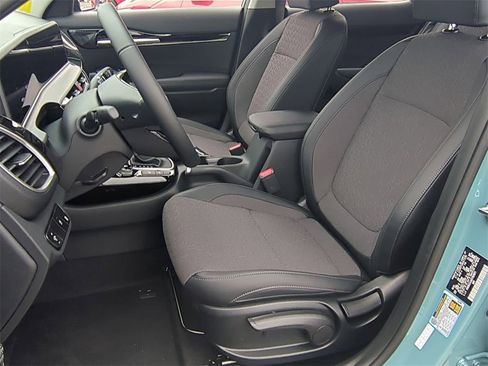 New 2026 Kia Seltos S image 27