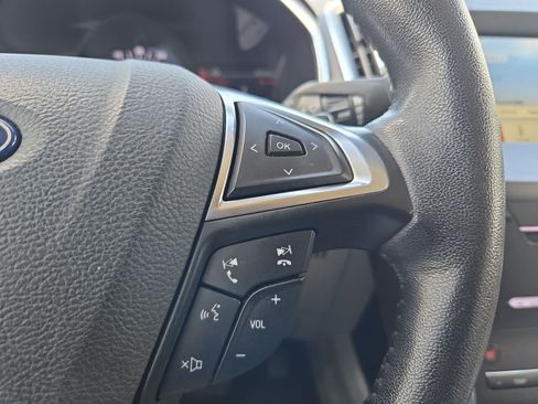 Used 2019 Ford Edge Titanium AWD/4WD image 22
