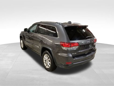 Used 2021 Jeep Grand Cherokee Laredo image 5