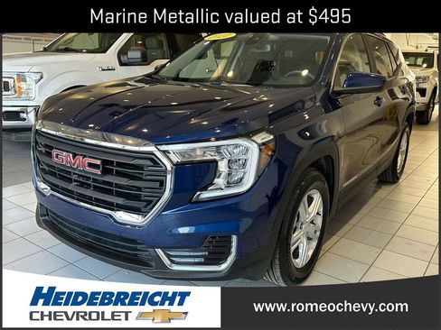 Used 2022 GMC Terrain SLE w/ Driver Convenience Package image 6