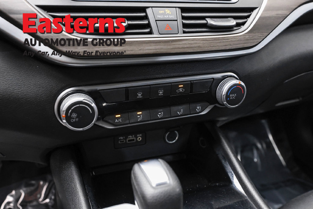 Used 2024 Nissan Altima 2.5 SV FWD image 21