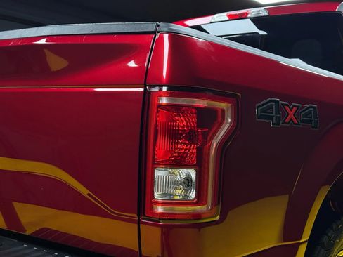 Used 2017 Ford F150 XLT w/ Equipment Group 302A Luxury image 8