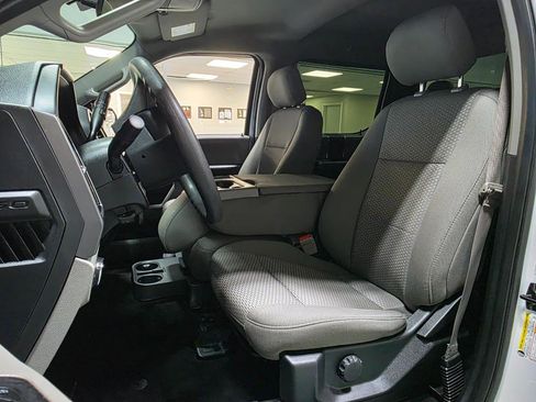Used 2018 Ford F150 XLT AWD/4WD image 15