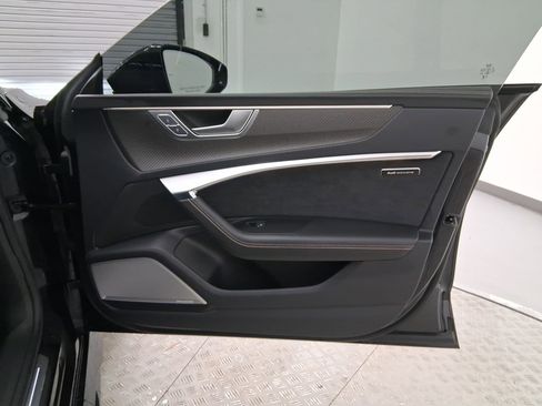 Used 2024 Audi RS 7 Performance w/ Bronze Edition image 33