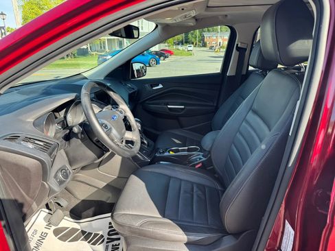 Used 2015 Ford Escape Titanium FWD image 23