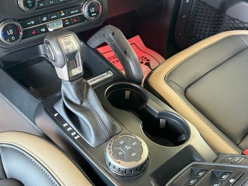 New 2026 Ford Bronco Big Bend w/ Black Diamond Package AWD/4WD image 17